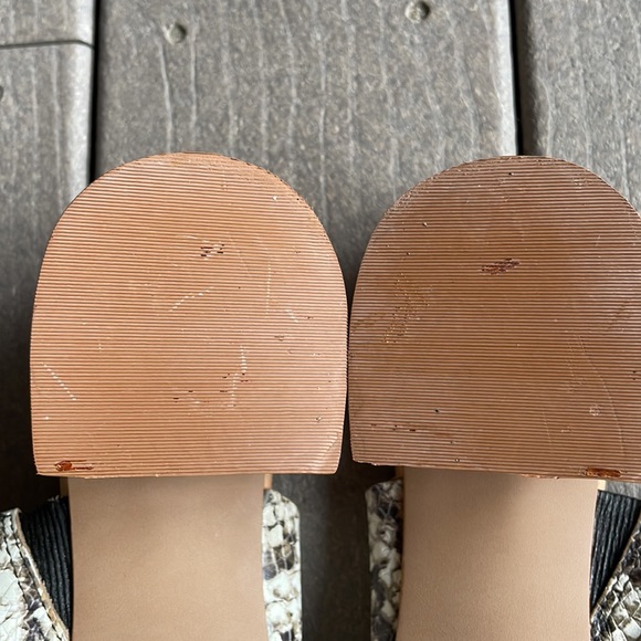 Madewell The Kiera Mule Sandal in Snake Embossed Leather 10 - Picture 7 of 10